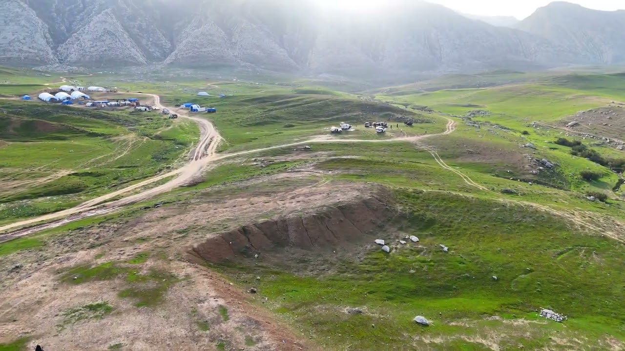 ئێرە دەشتی ناو کوڕە بناری چیای مقلوب گەشیارانی لە کەش و هەواێکی  پڕ لە ئەمنیەت ژیان بەرێ دەکەن