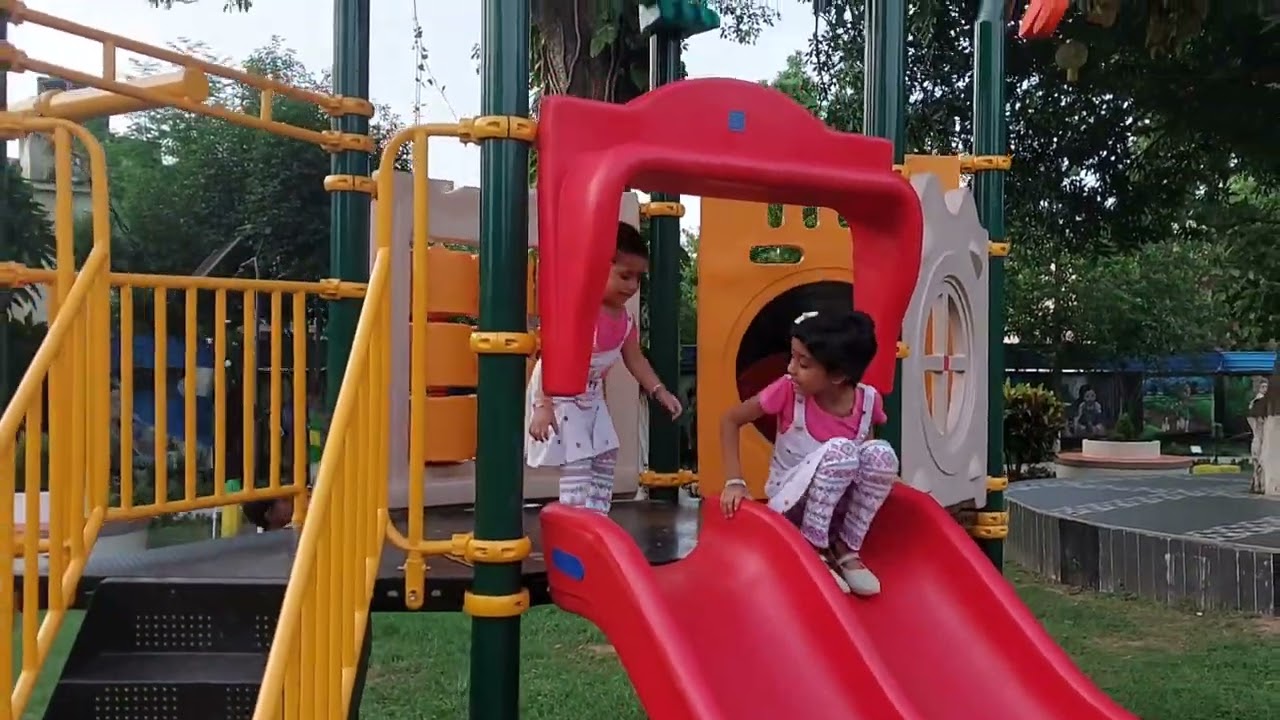 Manisha&Manjari park ka maja lete hua# Baripada city park 