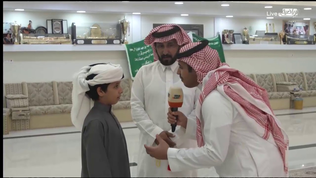 لقاء حبيس الرملان مالك هجن عبر برنامج #استديو_الهجن مساء يوم الاحد 25-10-2020