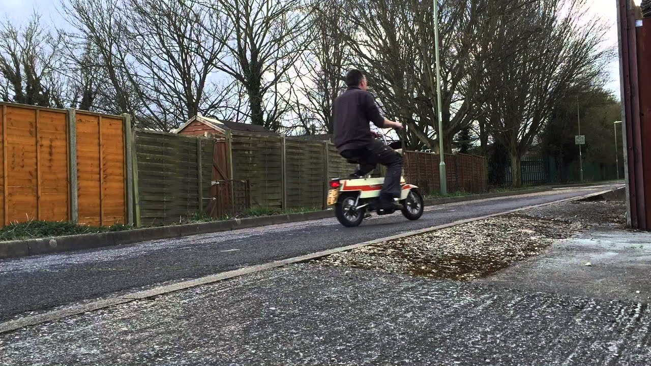 MOTOBECANE X1 MOPED
