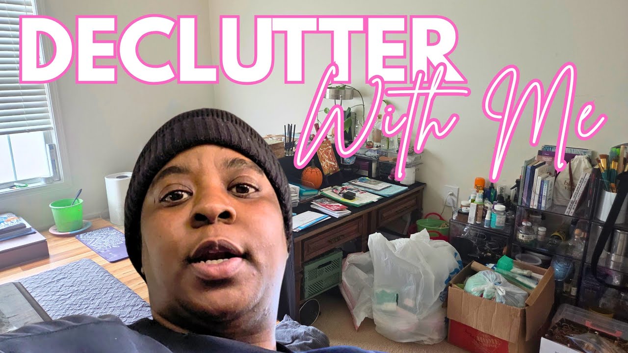 Decluttering my Bedroom/Office