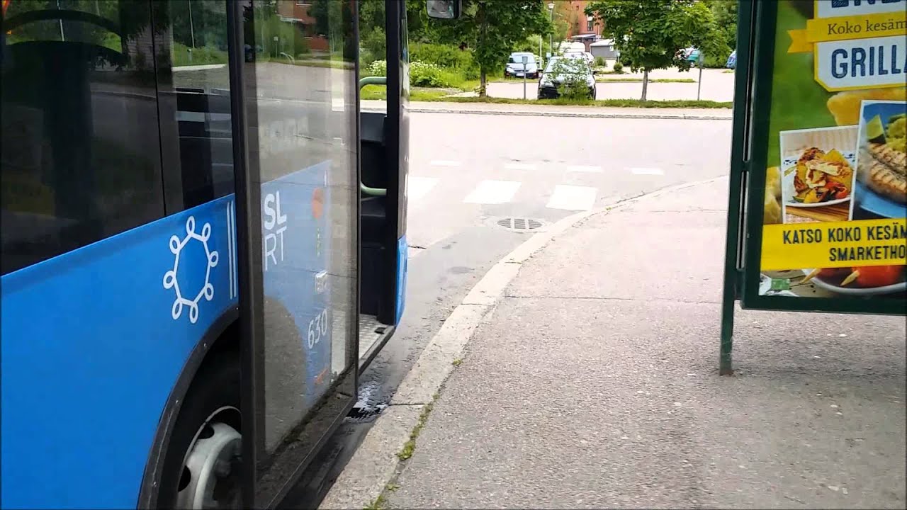 Helsinki city bus. Helsingin paikallisliikenteen bussi.