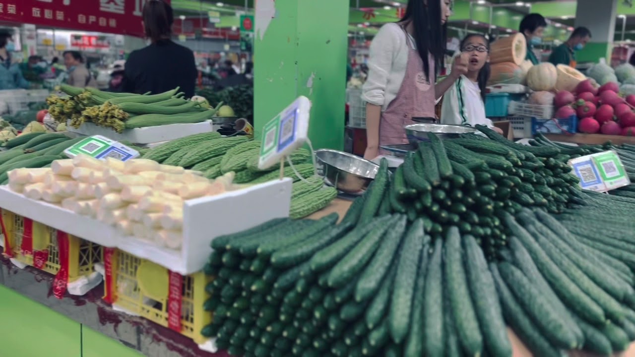 Beijing life - an open market near Gulou Bridge