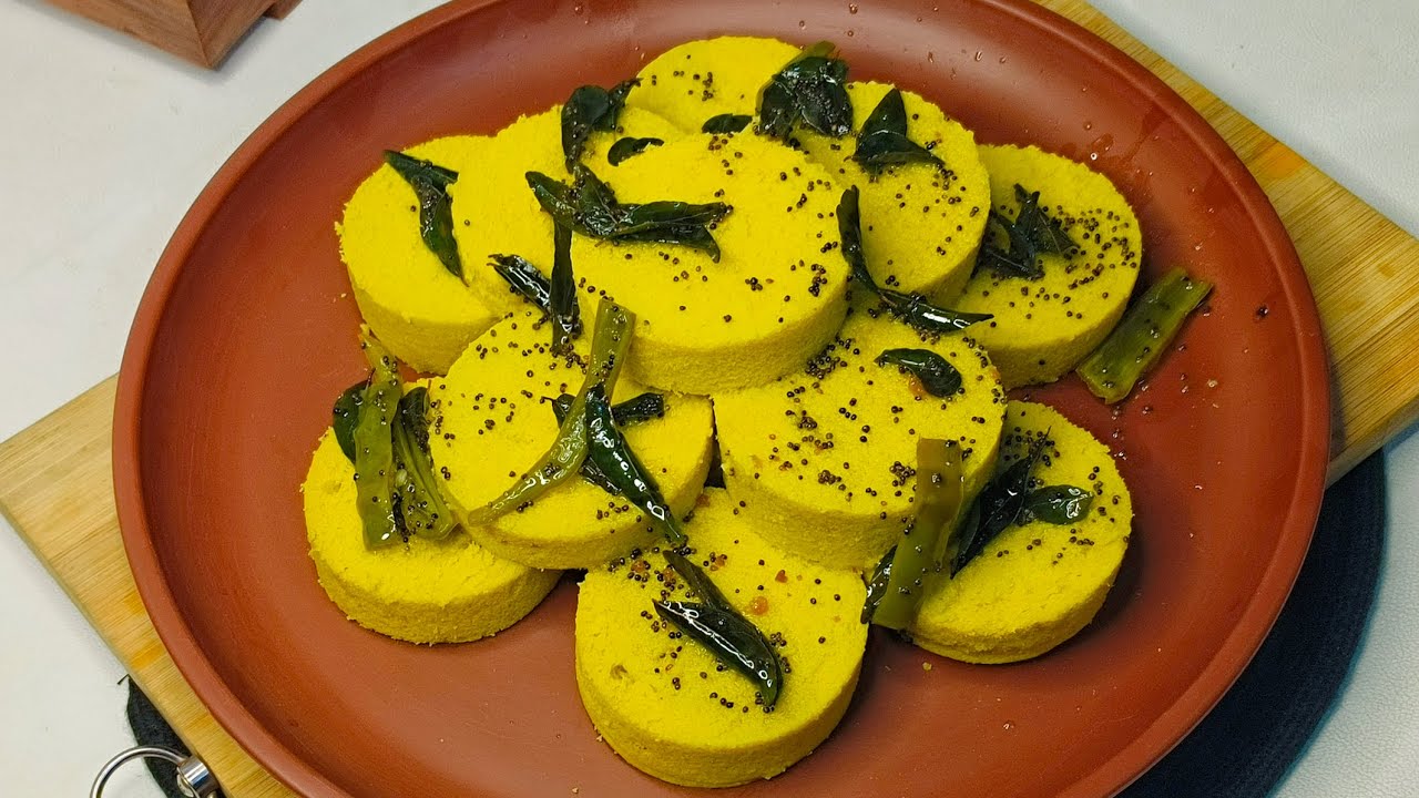 इतना फूला-फूला ढोकला कि दिल खुश हो जाए | Matar Besan Dhokla Recipe