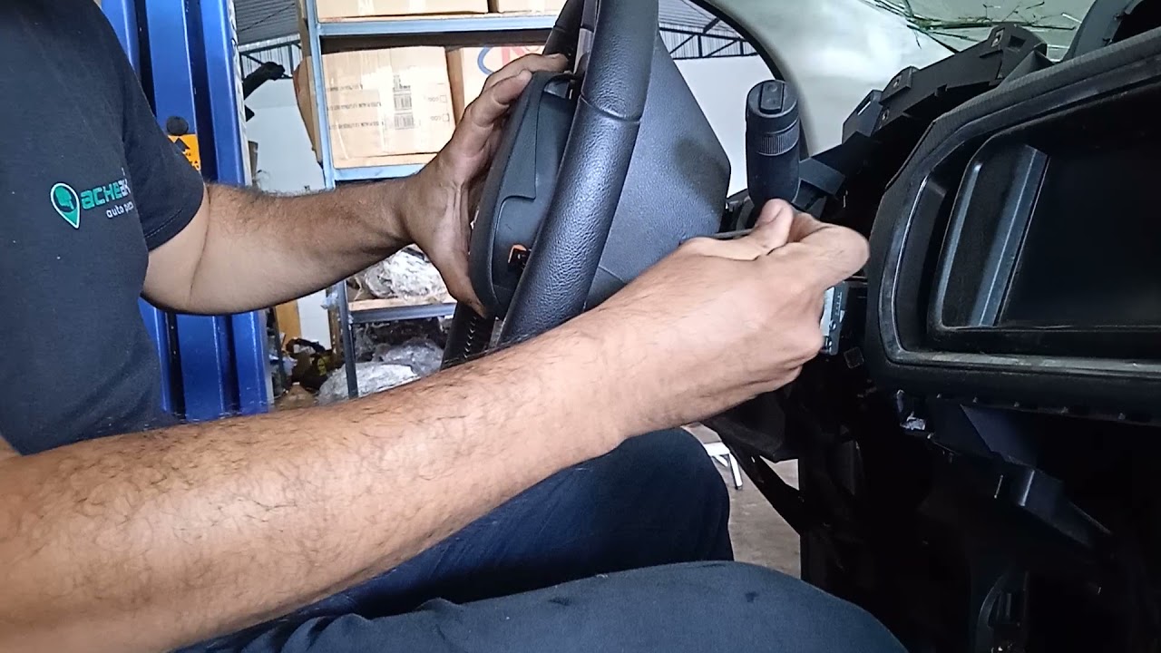 Como remover a bolsa do airbag volante GM Spin Onix Prisma 2014, 2015, 2016, 2017, 2018, 2019, 2020
