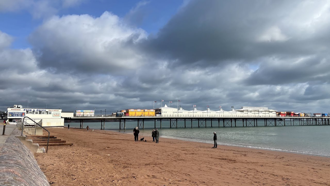 Paignton Seafront to Harbour in 4K HDR