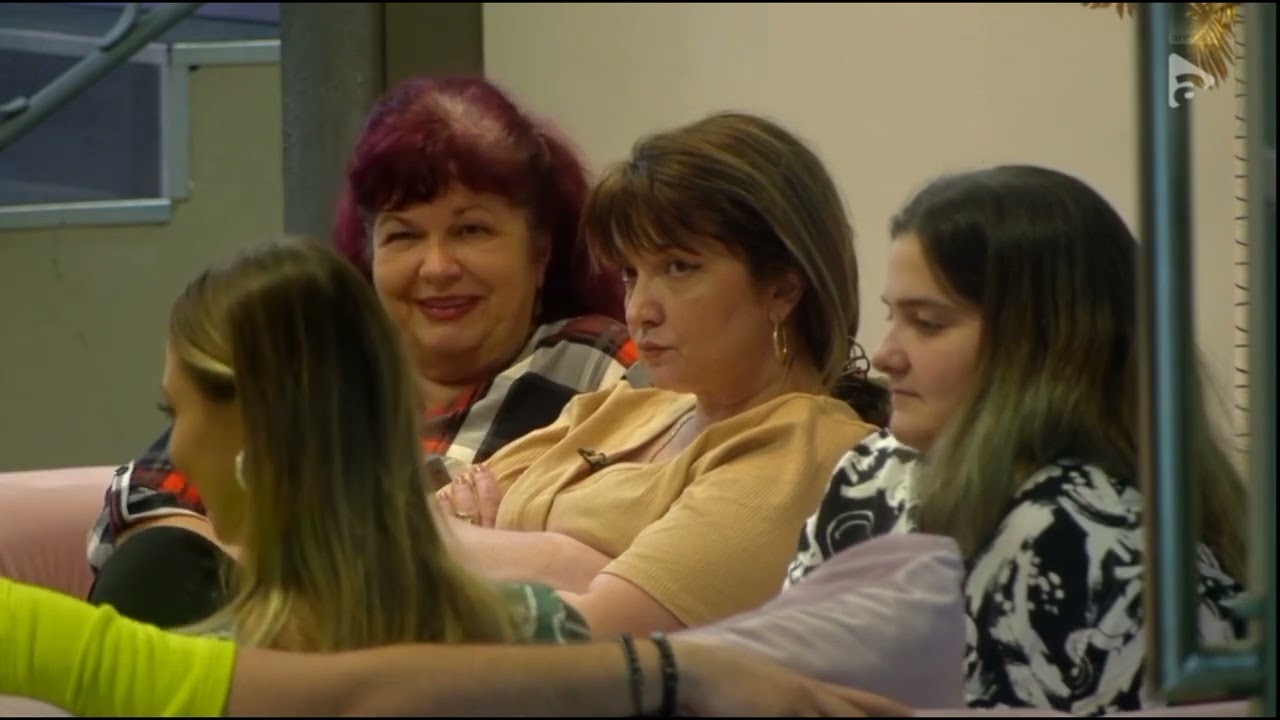 Daiana e foarte supărată că nu a venit mama ei. Dna Loredana e supărată că nu a venit soțul dânsei🥺🥺