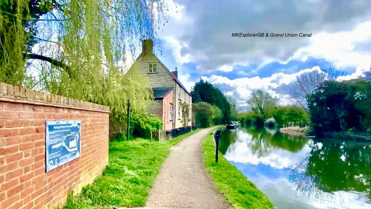 Grand Union Canal & Giffard Park - Milton Keynes Buckinghamshire England