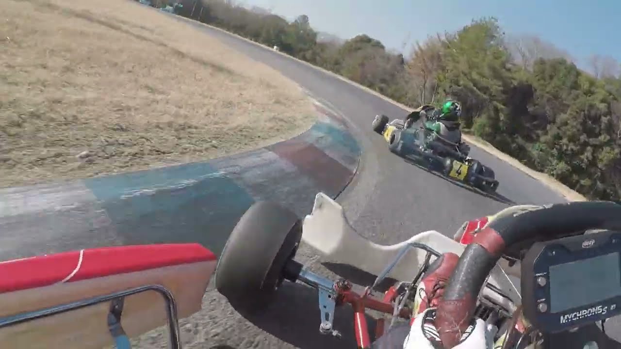 【神戸スポーツサーキット】X30　DE　走行　(*^^)v