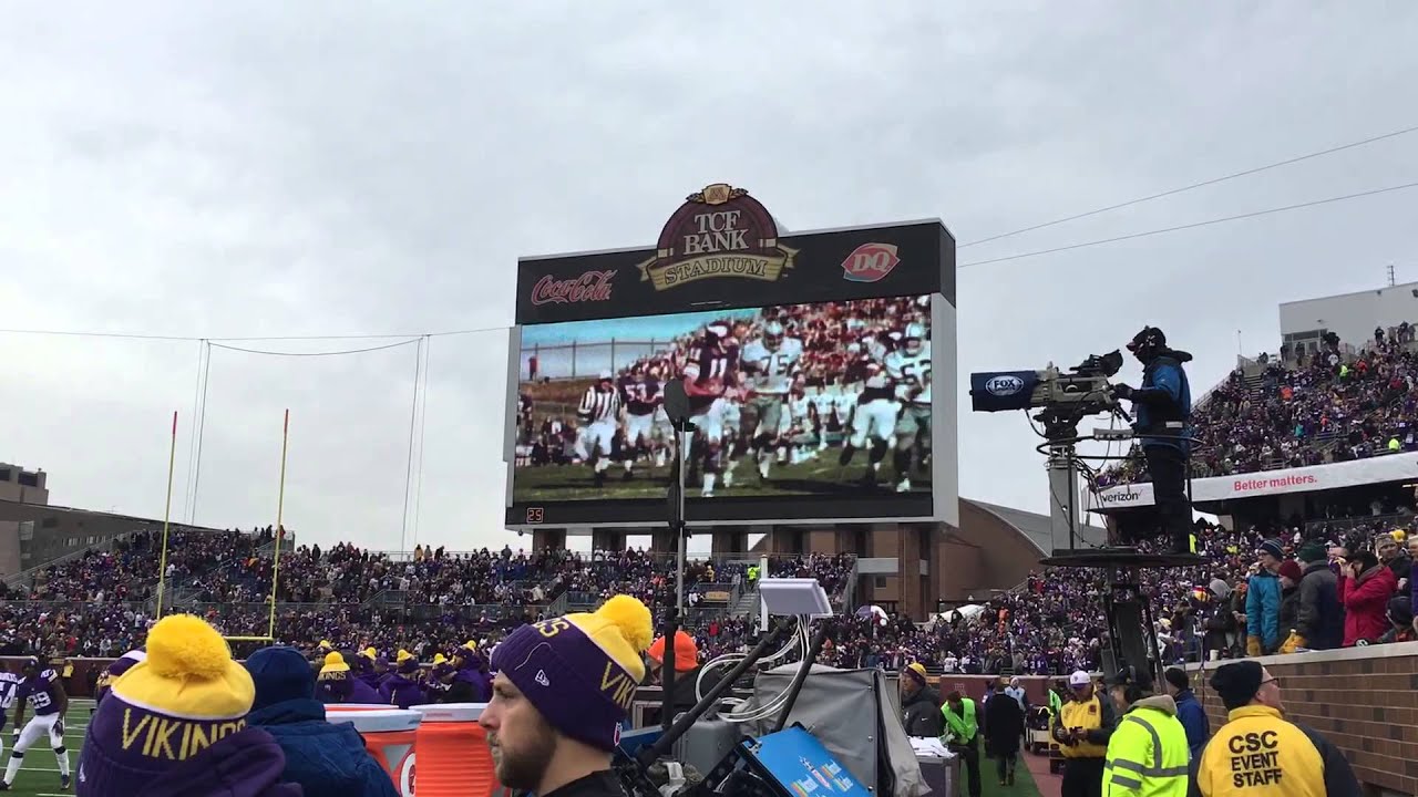 Joe Kapp Honorary Captain for Vikings vs Bears 12-20-15