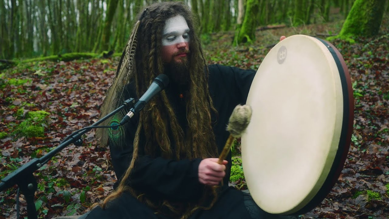Waagal - Hamrer Hippyer  (@Heilung cover) || Throatsinging Live Looping Old High German