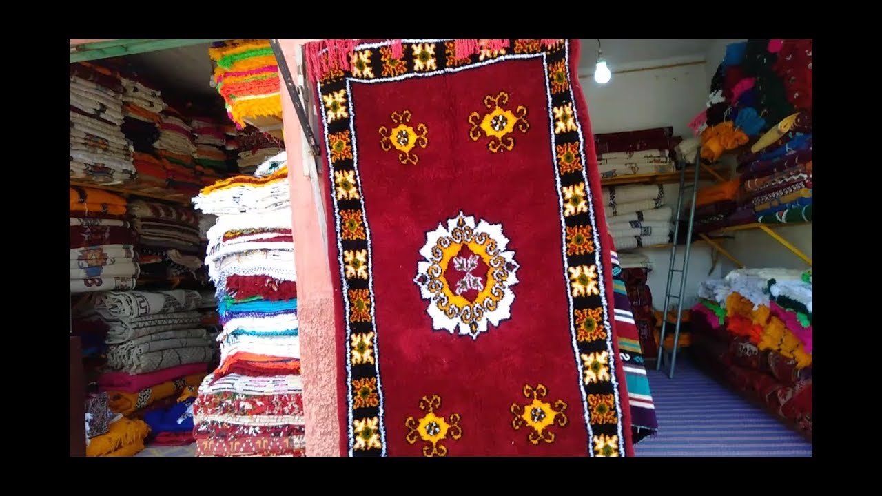 جولة في محل الزربية بمدينة خنيفرة