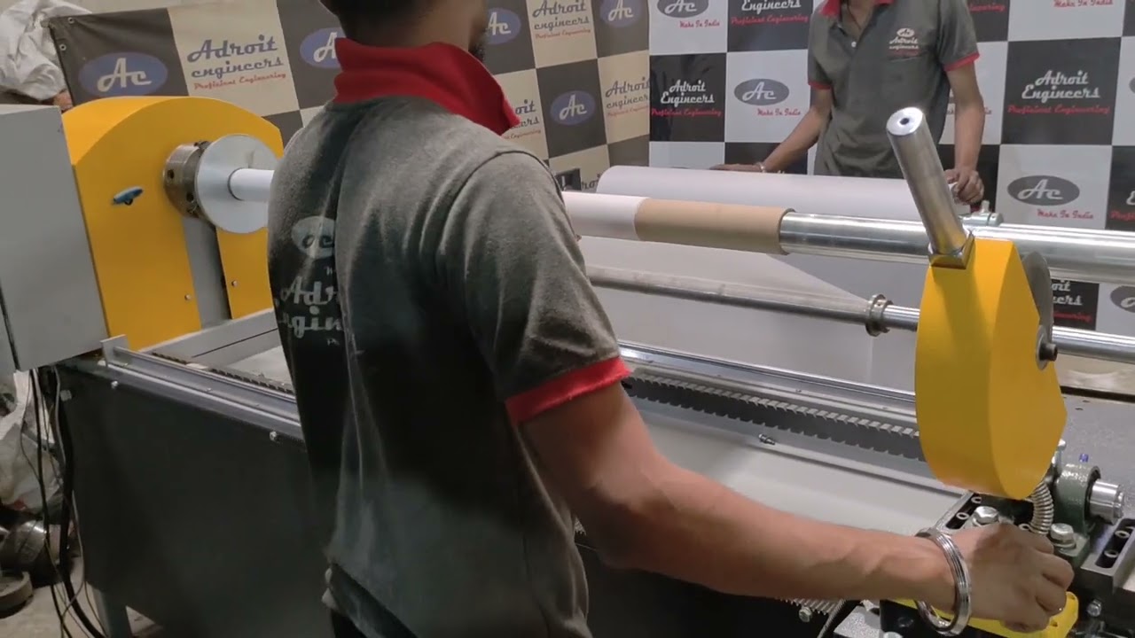 Non-woven Roll Cutting #rollcutting #slicer #slitter #nonwovenrollcutting #nonwovenmachine
