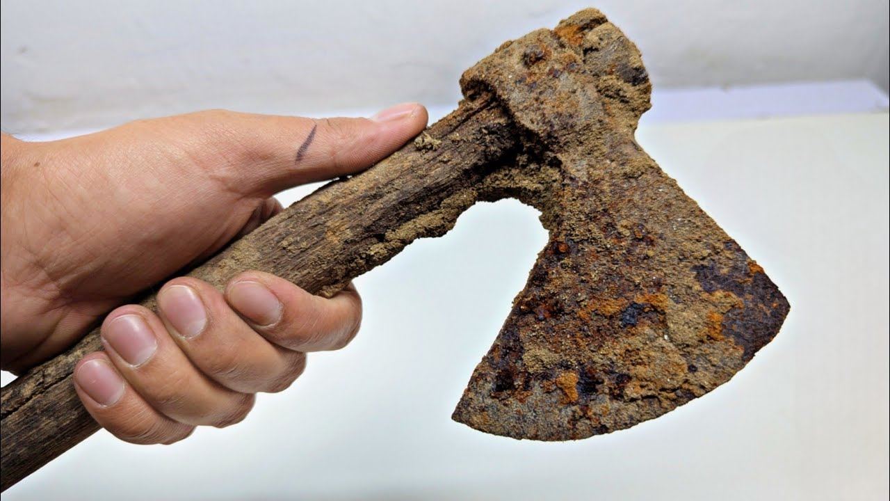 Old Rusty Axe Restoration | So Satisfying to Watch