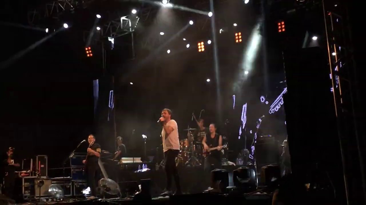 Legi&atilde;o Urbana - Tempo Perdido,H&aacute; Tempos,Perfei&ccedil;&atilde;o(Somos Rock Festival - Est&aacute;dio do Canind&eacute; 08/02/20)