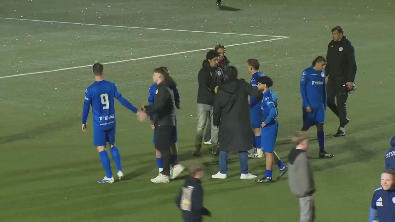 Na 7 KANSEN  en 2 gemiste PENALTY'S | BARENDRECHT UIT BEKER