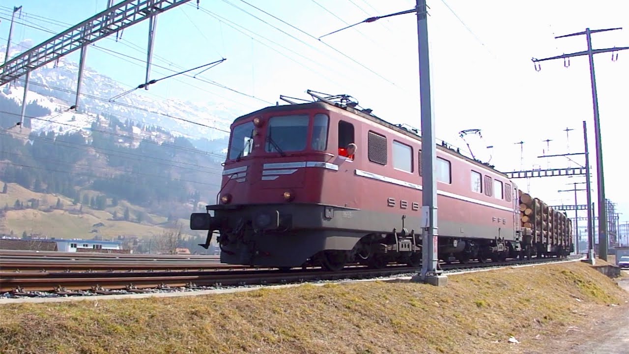 Wagonload freight in Frutigen, Switzerland [11.3.11]