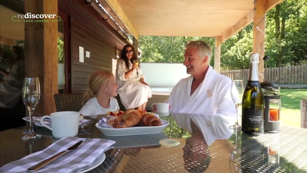 We're taking you on a tour of Lomond Luxury Lodges...