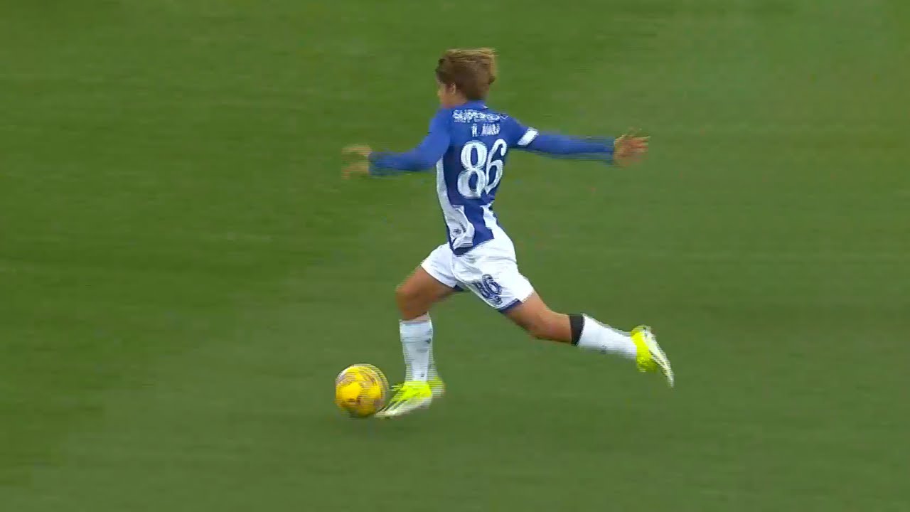 Rodrigo Mora Talented player at 17 years old - 2024