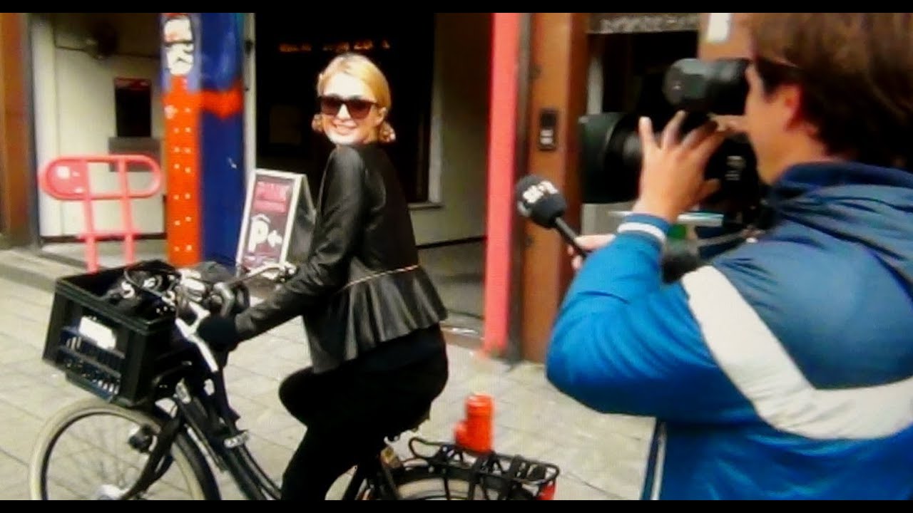 Paris Hilton & River viiperi geven interview aan Shownieuws