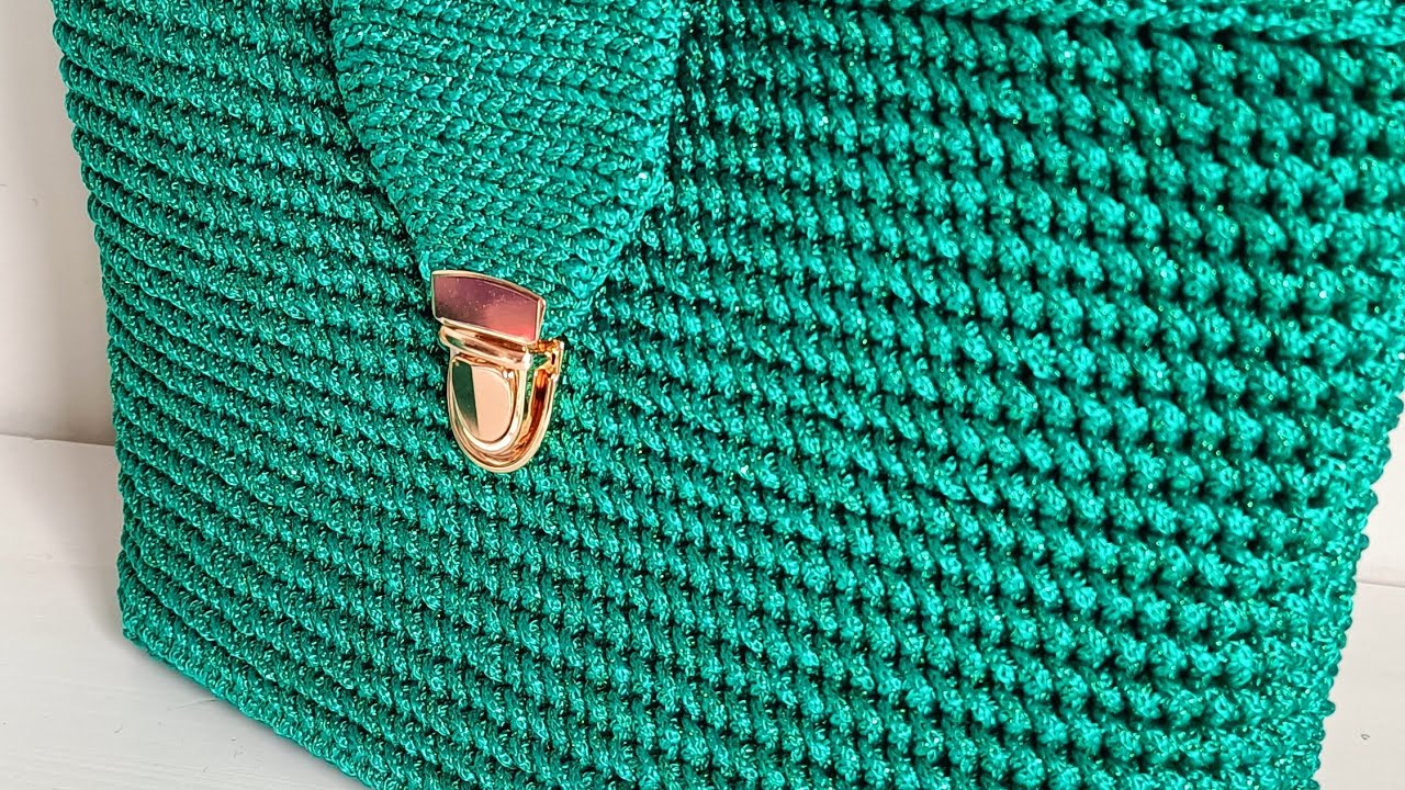 borsa uncinetto Dani con chiusura a cartella . uncinetto facile ☺️