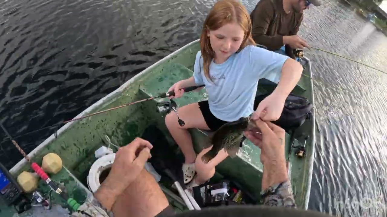 Crappie bite on fire!! #fishing #crappie 