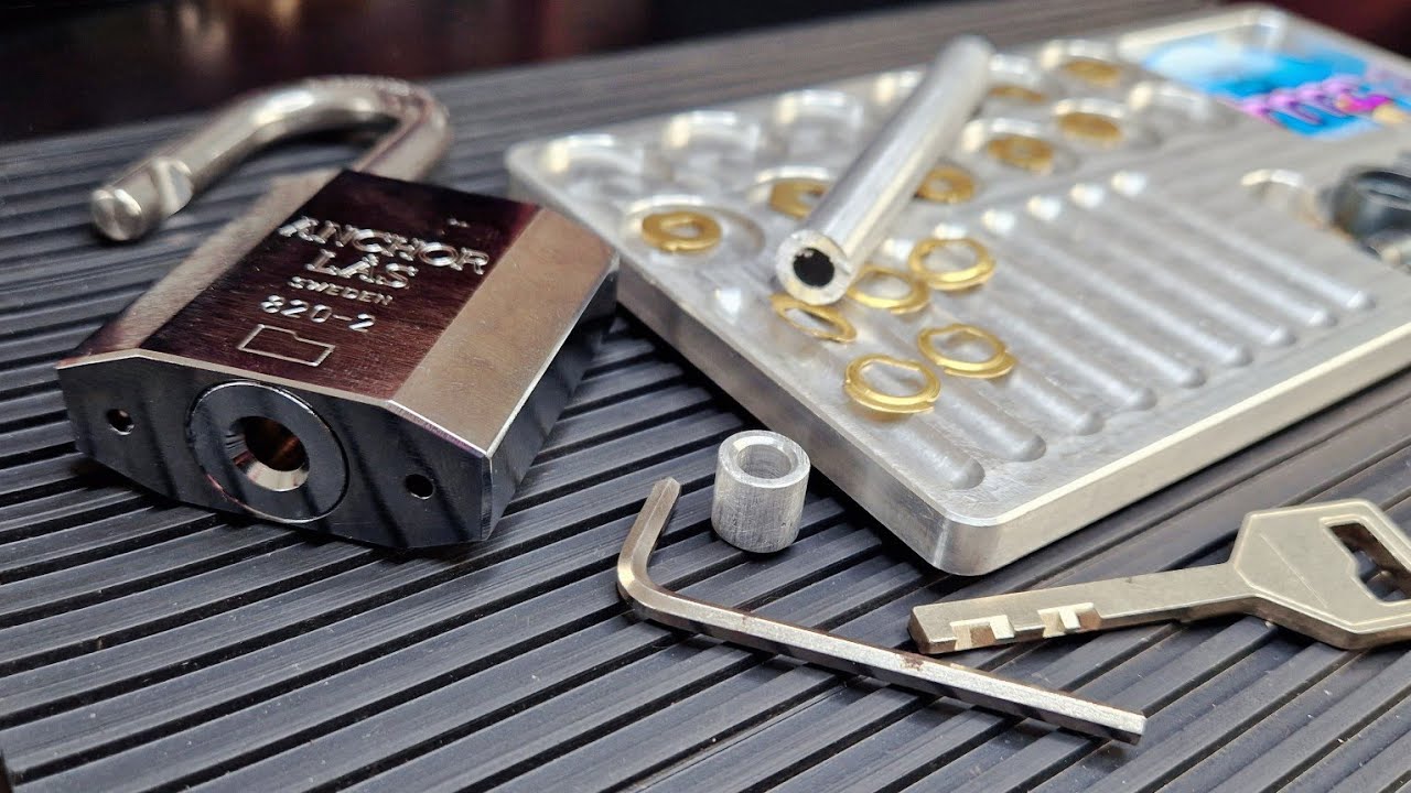 How to 'progressively pin' a disc detainer padlock