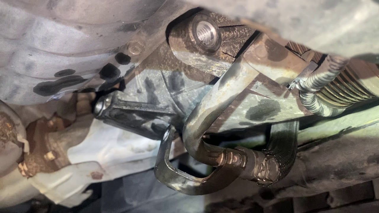 2013 Nissan Pathfinder alternator replacement easy way
