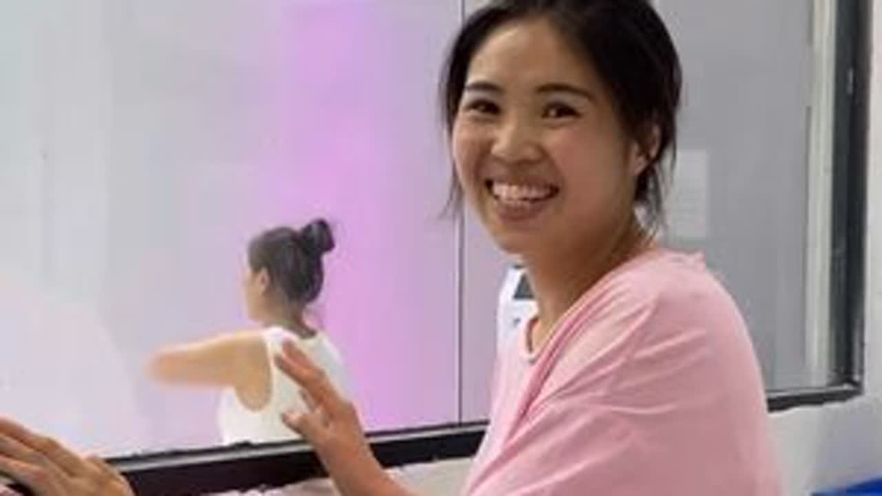 农村宝妈离婚后学跳舞，从自卑怯懦 邋里邋遢 没形象，学跳舞几个月逆袭成为舞蹈老师，真的完全成为另外的状态，也会是她后半生命运的转折点🥰🥰#舞蹈 #逆袭 #蜕变 #冬冬老师 #舞蹈改变人生