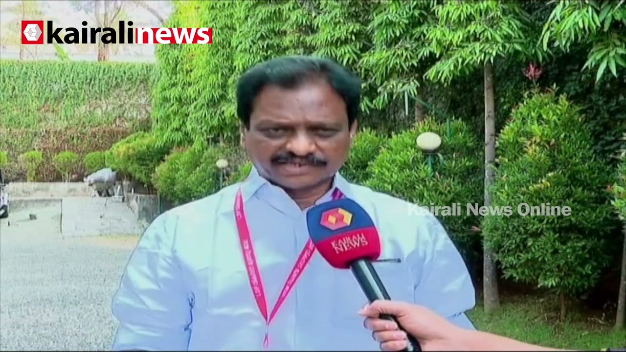 'കുടുംബത്തോടെ പതിനായിരങ്ങൾ ജാഥയിലേക്ക് അണിചേരുന്നു കാഴ്ചയാണ് കണ്ടത്'