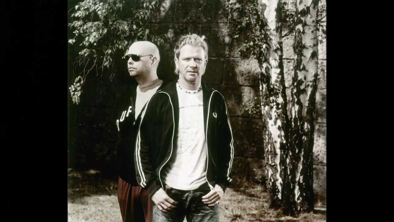 Jam & Spoon (feat. Dolores O'Riordan)  - 