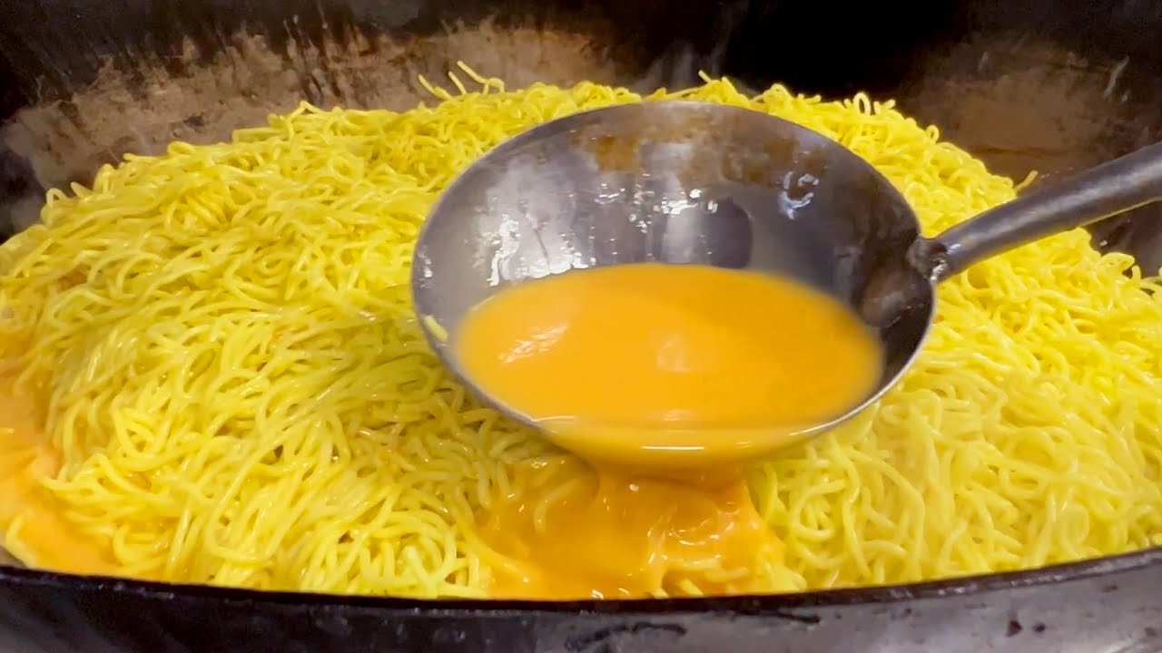 １７玉の麺を使ってドデカい梅蘭焼きそば作ってみた。Big Fried Noodle BAIRAN style