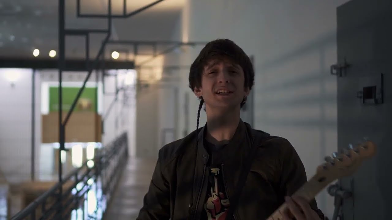 Carameloraro- Todo a deber | Videoclip