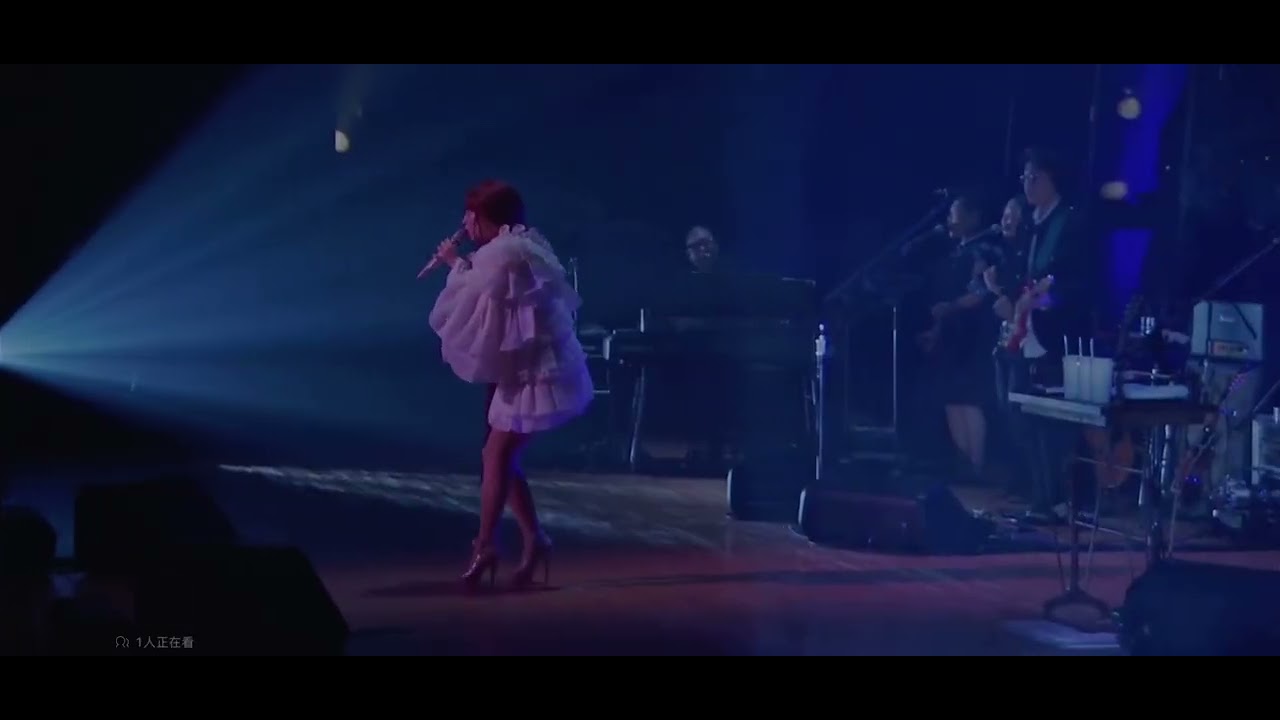 YUKI-うれしくって抱きあうよ (2010 同名演唱會）