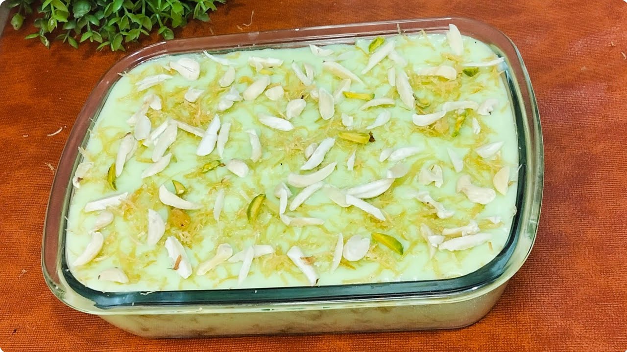 লাচ্ছা সেমাই এর ডেজার্ট। হাতের কাছে থাকা সামান্য কিছু উপকরণ দিয়ে তৈরি। 