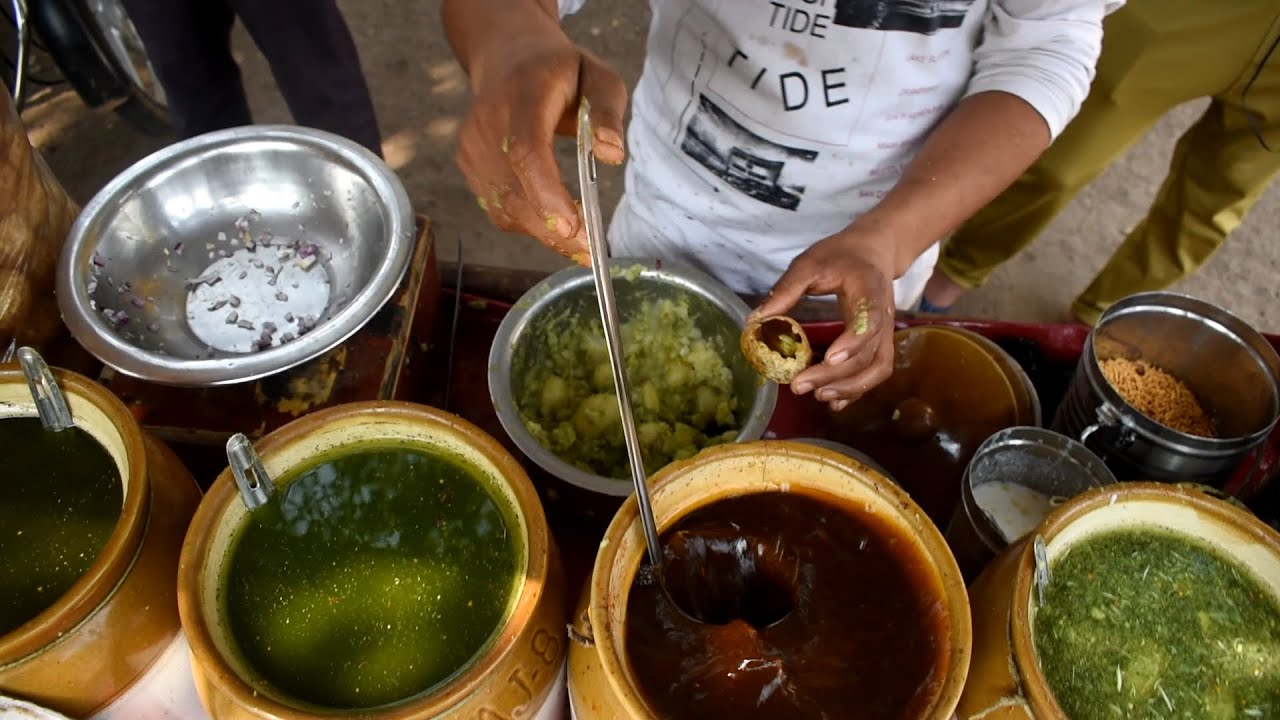 Selling Daily 2000 Pani Puri || 5 Flavour's Of Pani Ki Tikki || Gwalior Street Food