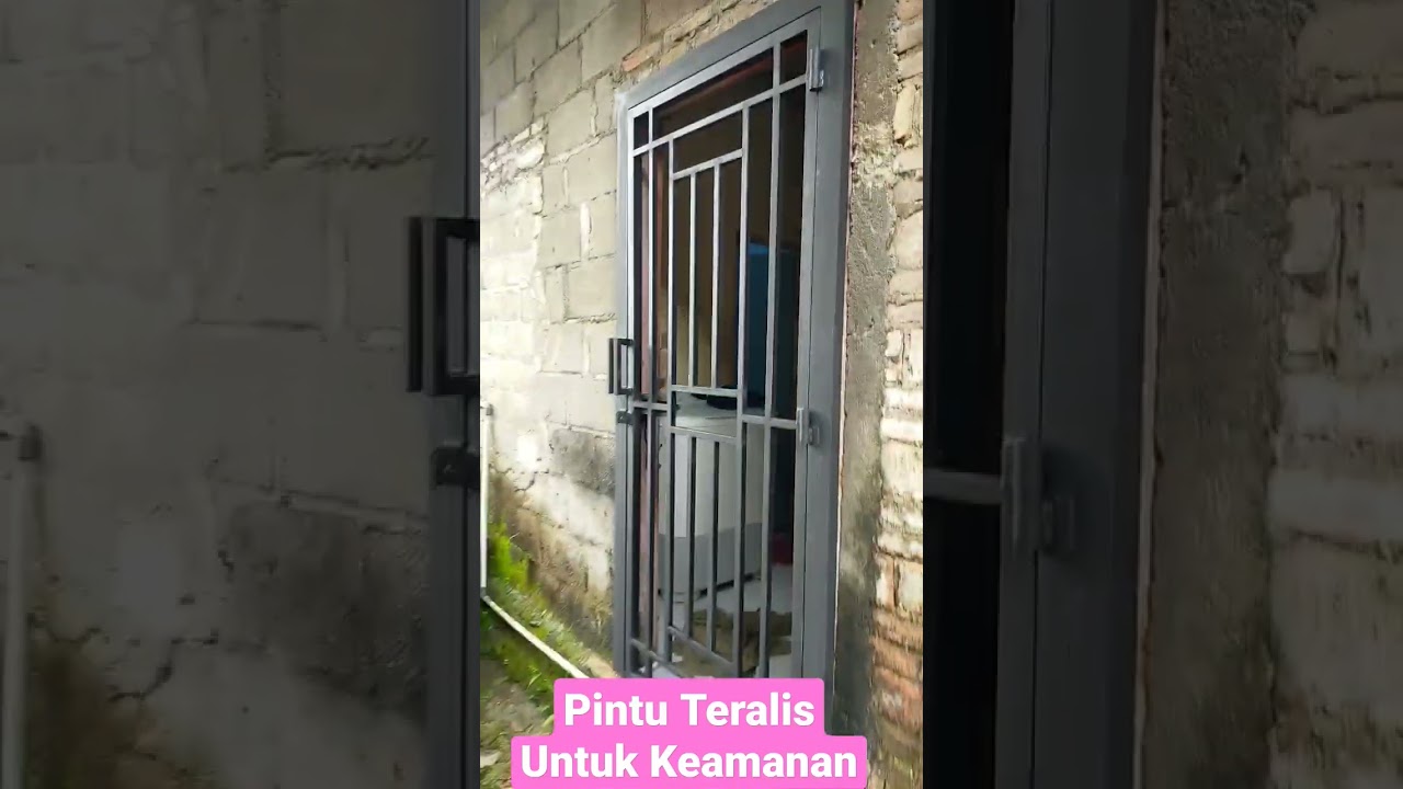 Pintu Besi Holo Untuk Keamanan Rumah