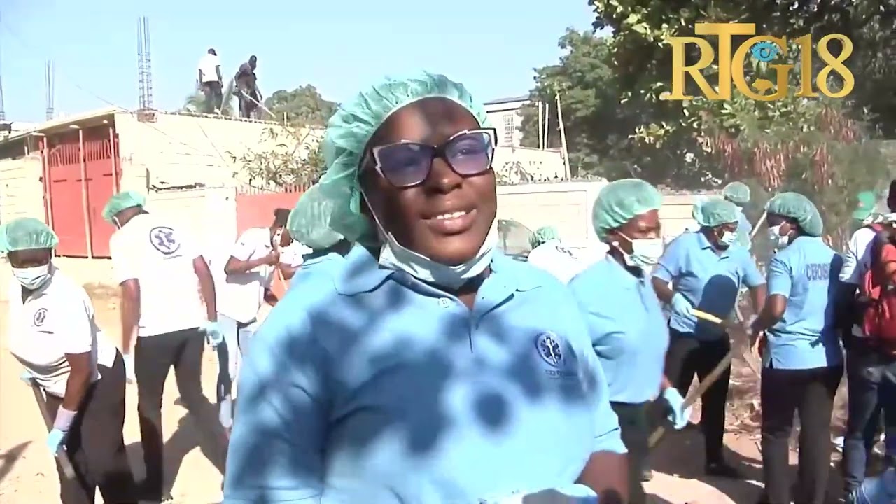 CEFOSEPH ak meri Delmas òganize yon jounen netwayaj nan divès zòn nan komin lan.
