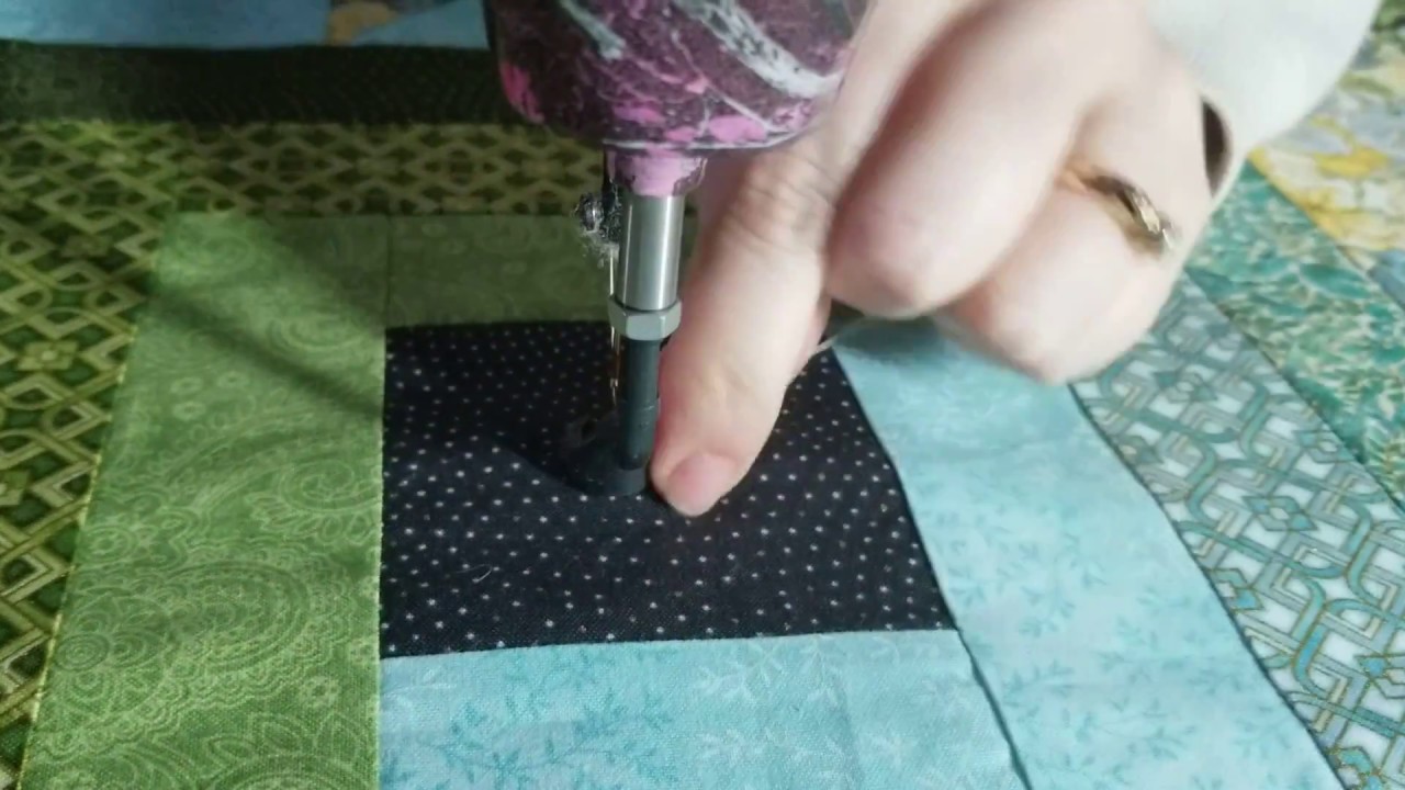 Large Flower Custom quilting, Custom Block work Longarm hand guided free motion quilting Gammill