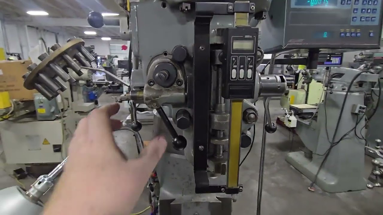 Bridgeport Mill w/Rebuilt Top 1 1/2 HP Head, Acurite Master DRO, PDB, 4