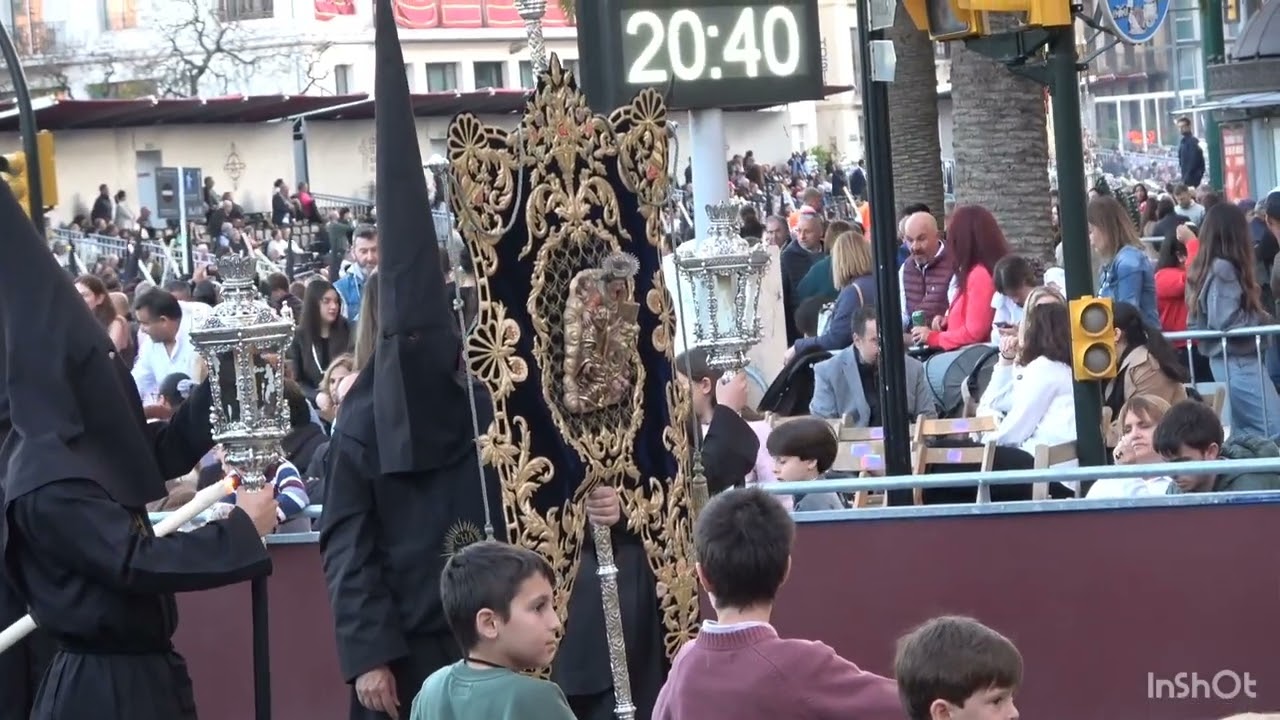 Calvario por Molina Larios 2025