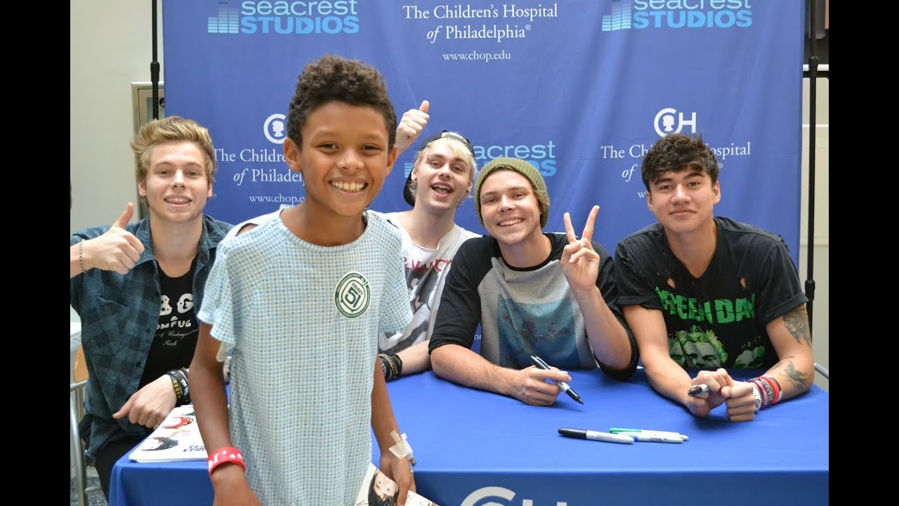 5 Seconds Of Summer Answer Patient Questions At Seacrest Studios