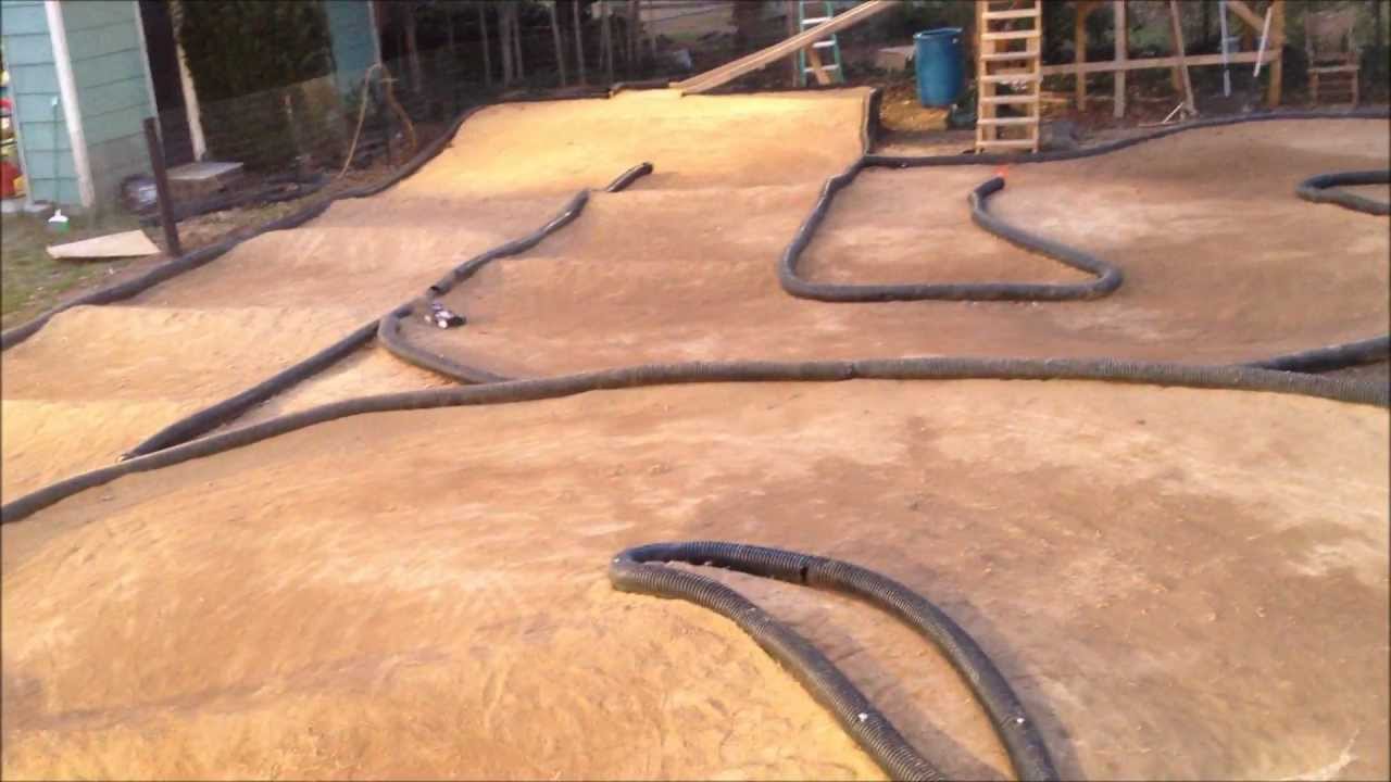 Turnigy 1/16 Brushless Buggy on track Test