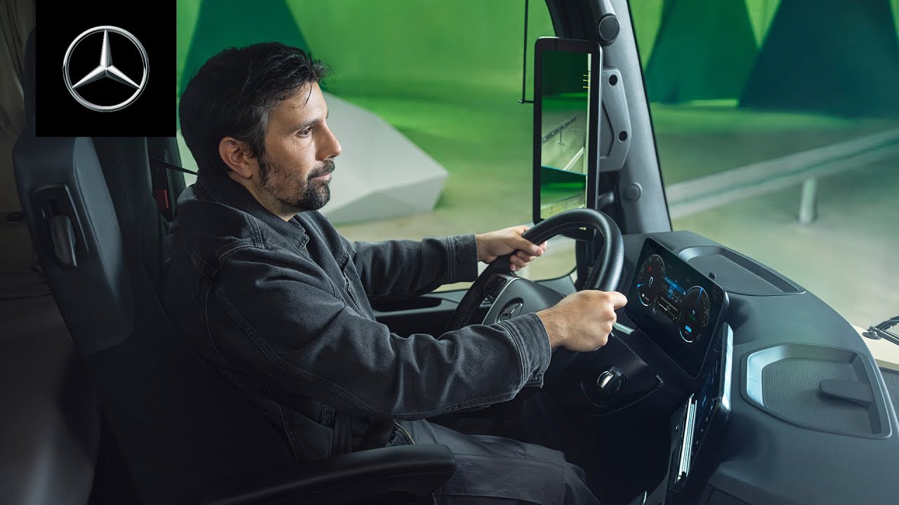 The new eActros 600: Attentive helpers on board | Mercedes-Benz Trucks