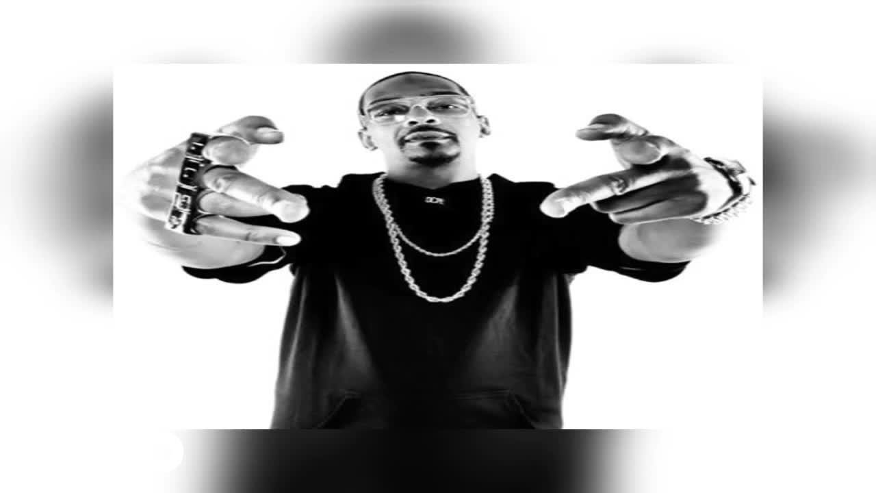 E-White - Strange Post Up Deep (Audio)