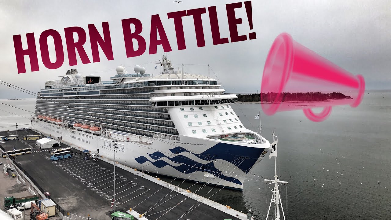 Horn Battle : Regal Princess vs Sapphire Princess