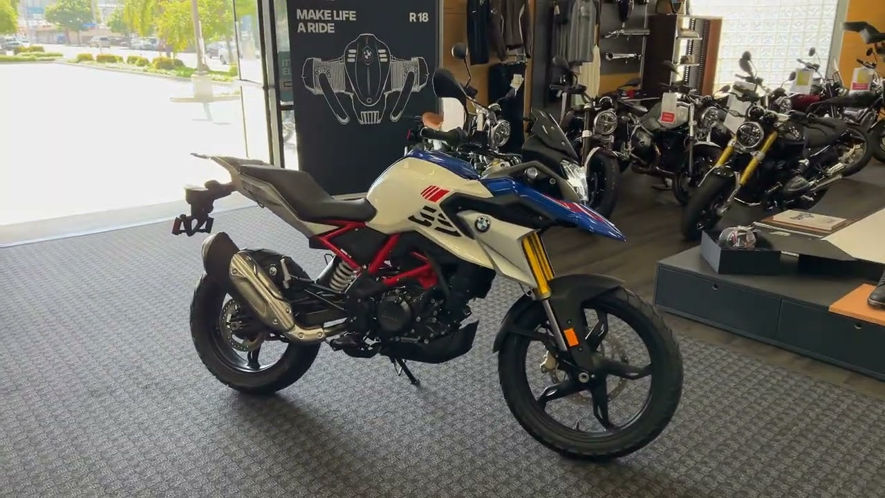 2024 BMW G 310 GS Polar White / Racing Blue Metallic