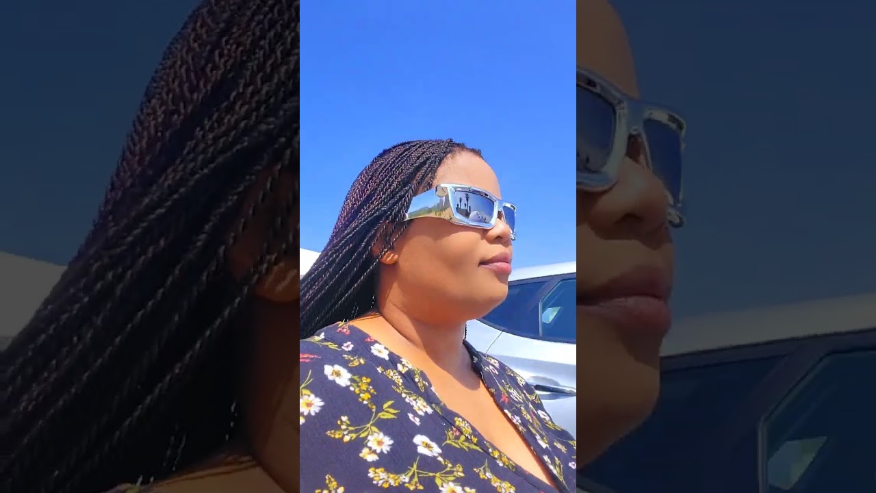 Couple was Spotted in Cape Town in a Tricycle, and Everyone is Staring