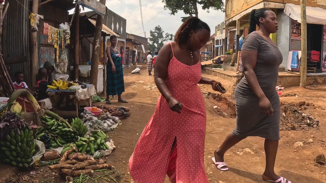 My Urban Village Reality Walk in Africa🌍🇺🇬UGANDA