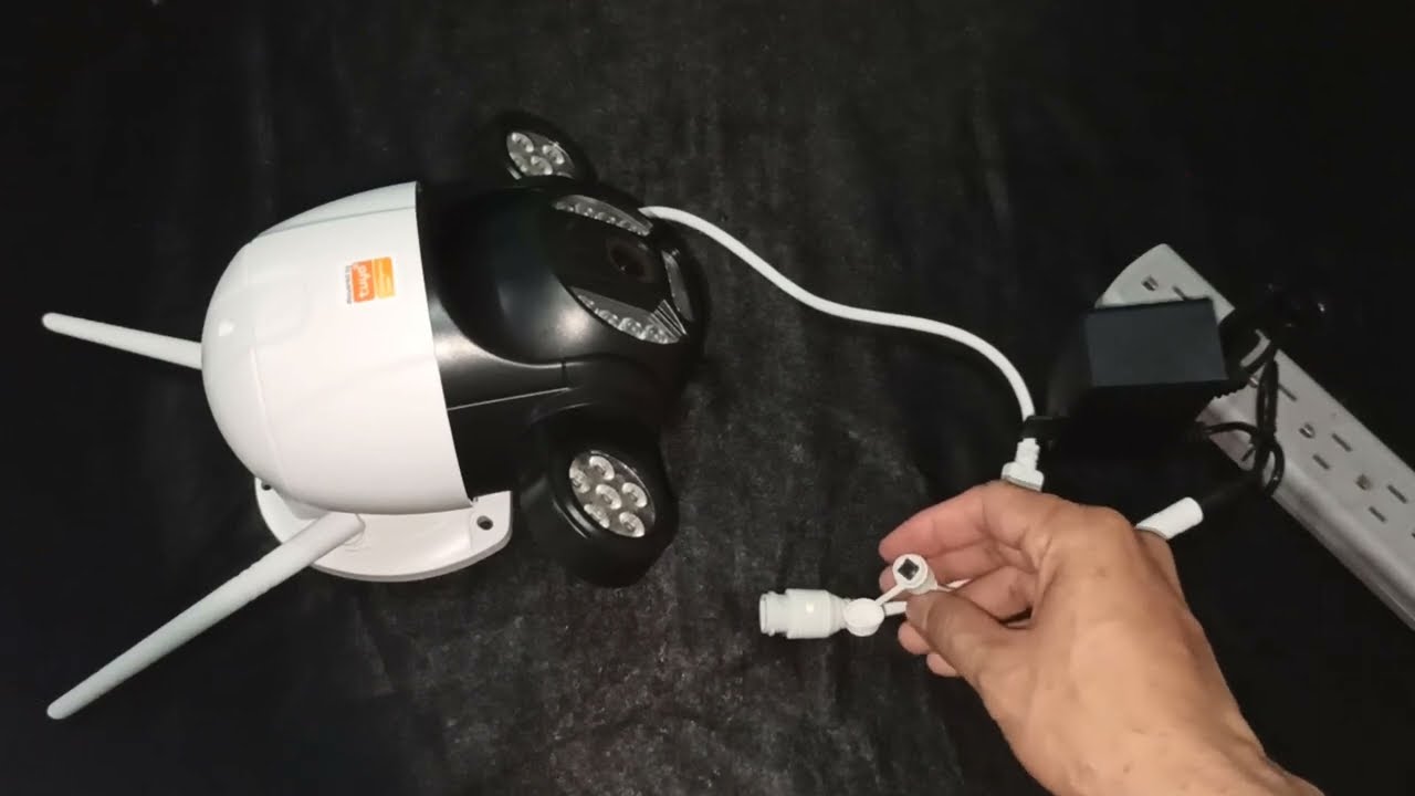 Configuración de la cámara inteligente wifi y ethernet para exteriores C28A PTZ de 3.0Mpx Tuya Smart
